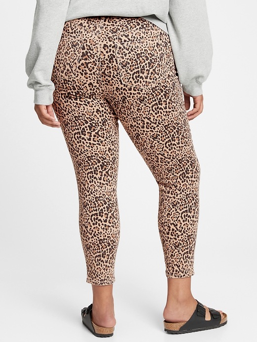 Image number 6 showing, High Rise Universal Print Legging Jeans with Washwell