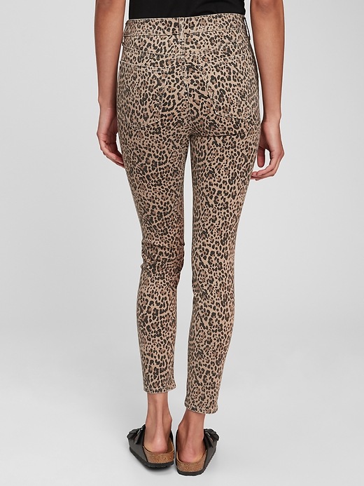 Image number 2 showing, High Rise Universal Print Legging Jeans with Washwell