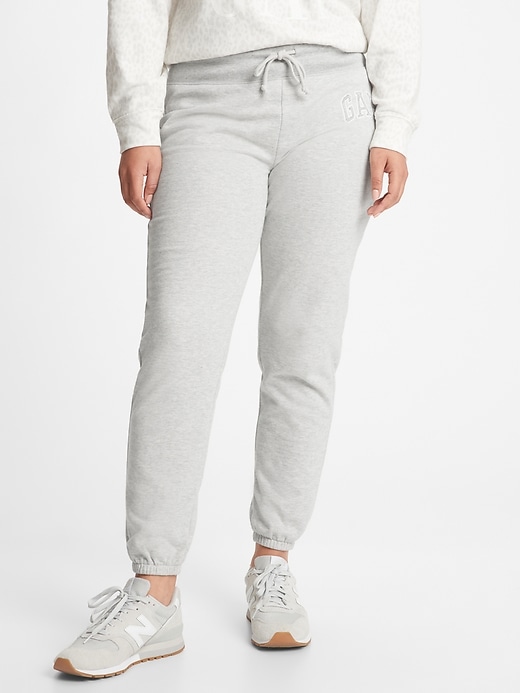 Image number 8 showing, Gap Logo Fleece Joggers