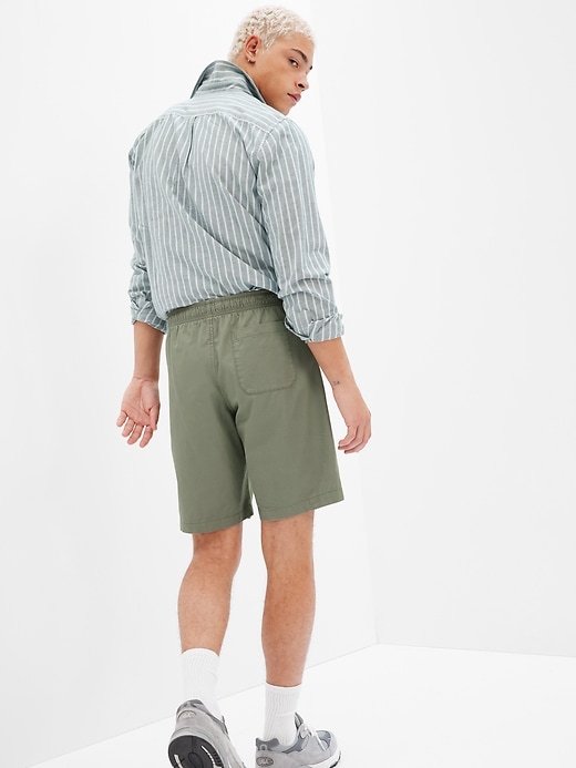 9" Easy Shorts with Washwell
