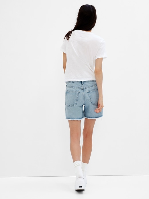 Image number 2 showing, 9" High Rise Destructed '90s Loose Shorts