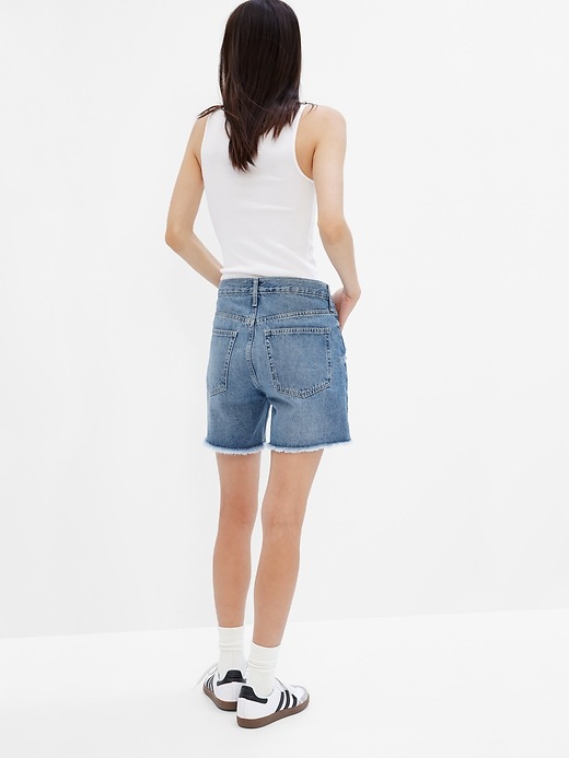 Image number 2 showing, 9" High Rise Distressed '90s Loose Shorts with Washwell