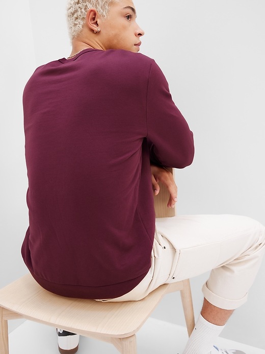 Image number 5 showing, Gap Logo Sweatshirt