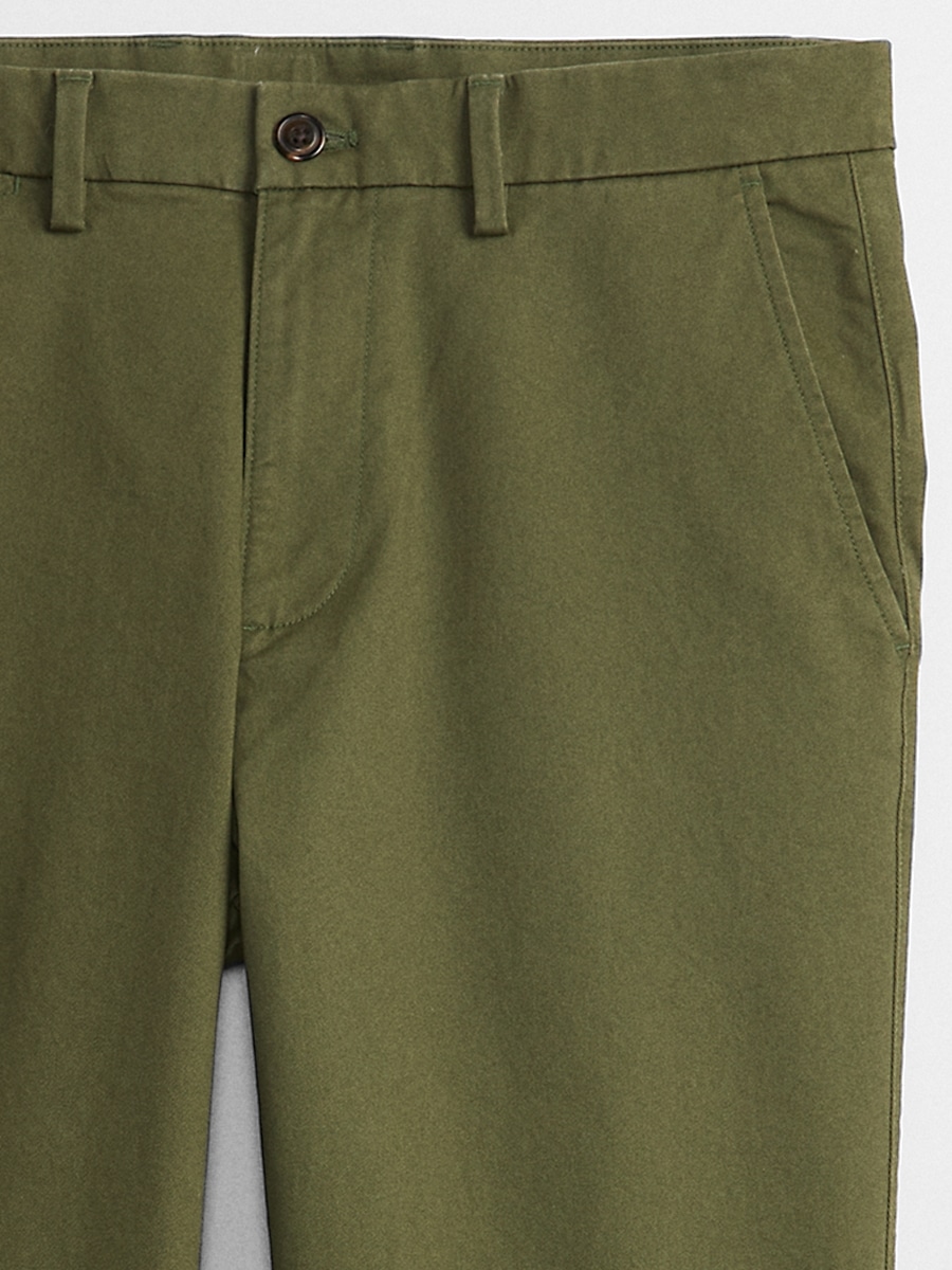 GapFlex Essential Khakis in Straight Taper with Washwell Gap Factory