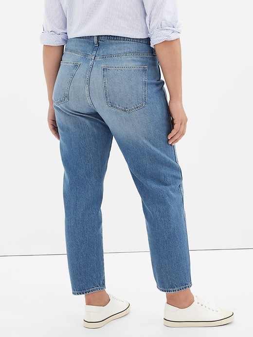 Image number 4 showing, High Rise Destructed Mom Jeans