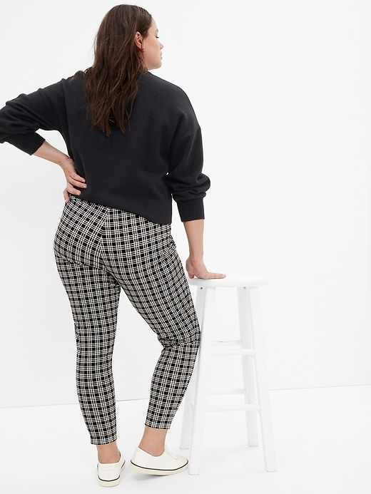 Image number 2 showing, Mid Rise Skinny Ankle Plaid Pants in Bi-Stretch