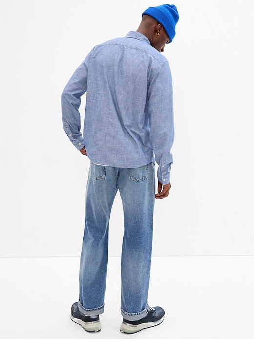 Image number 2 showing, Chambray Shirt in Untucked Fit