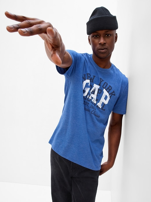 Image number 1 showing, Gap Logo T-Shirt