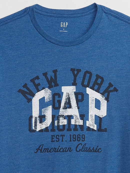 Image number 4 showing, Gap Logo T-Shirt