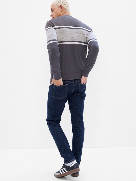 Image number 2 showing, Slim Taper GapFlex Jeans with Washwell