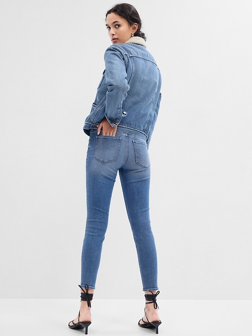 Image number 2 showing, Mid Rise Universal Legging Jeans With Washwell