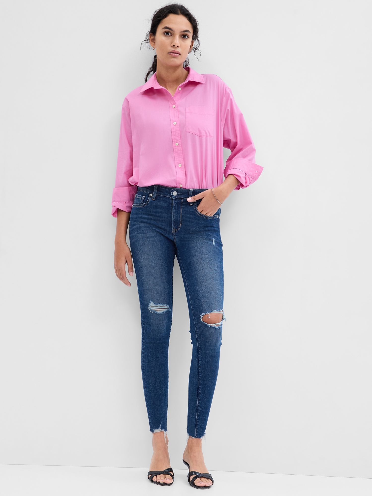 Mid Rise Destructed Universal Legging Jeans with Washwell