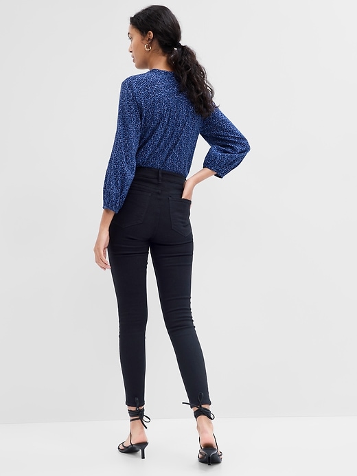 Image number 2 showing, High Rise Universal Legging Jeans