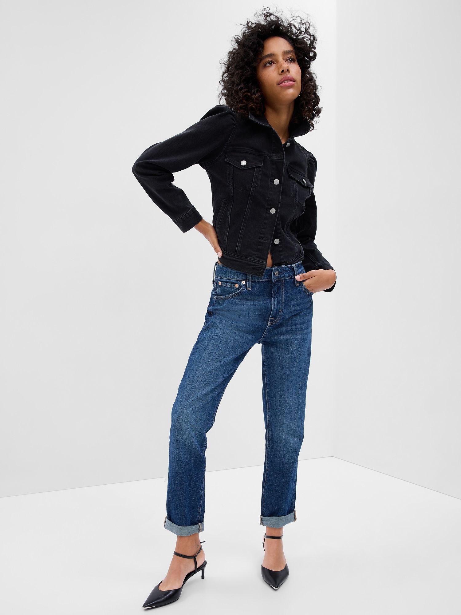 Mid Rise Boyfriend Jeans With Washwell |