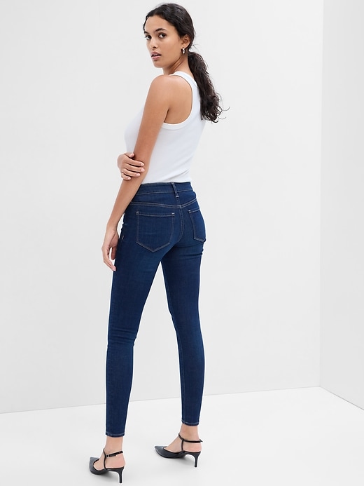 Image number 5 showing, Mid Rise Universal Legging Jeans With Washwell