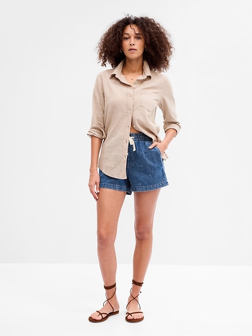 Image number 1 showing, 3.5" Denim Easy Pull-On Shorts with Washwell