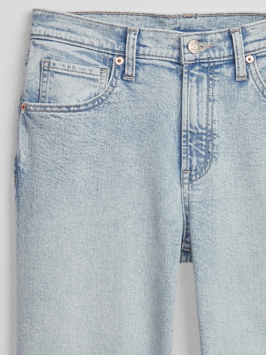 Image number 6 showing, Low Rise Straight Crop Jeans with Washwell