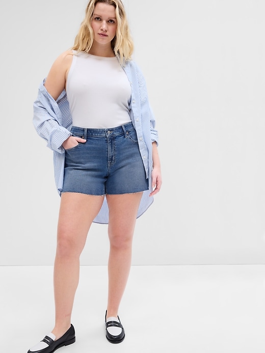 Image number 3 showing, 5" Mid Rise Distressed Denim Shorts with Washwell
