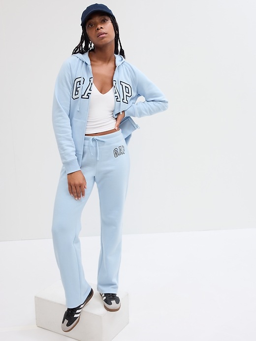 Image number 5 showing, Gap Logo Bootcut Sweatpants