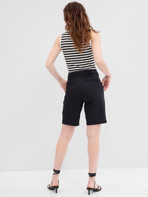 Image number 3 showing, 9" Mid Rise Twill Bermuda Shorts with Washwell