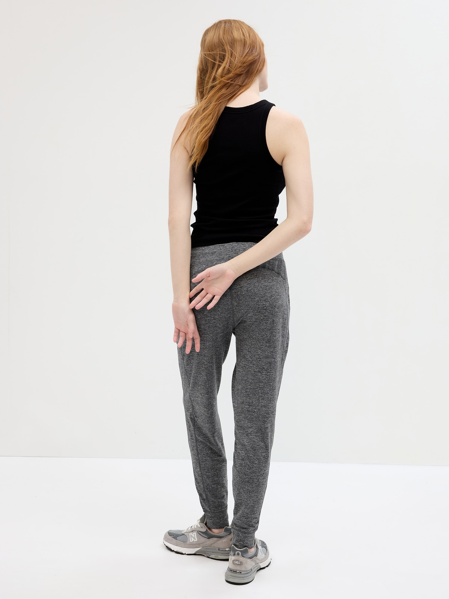 GapFit Brushed Tech Jersey Joggers