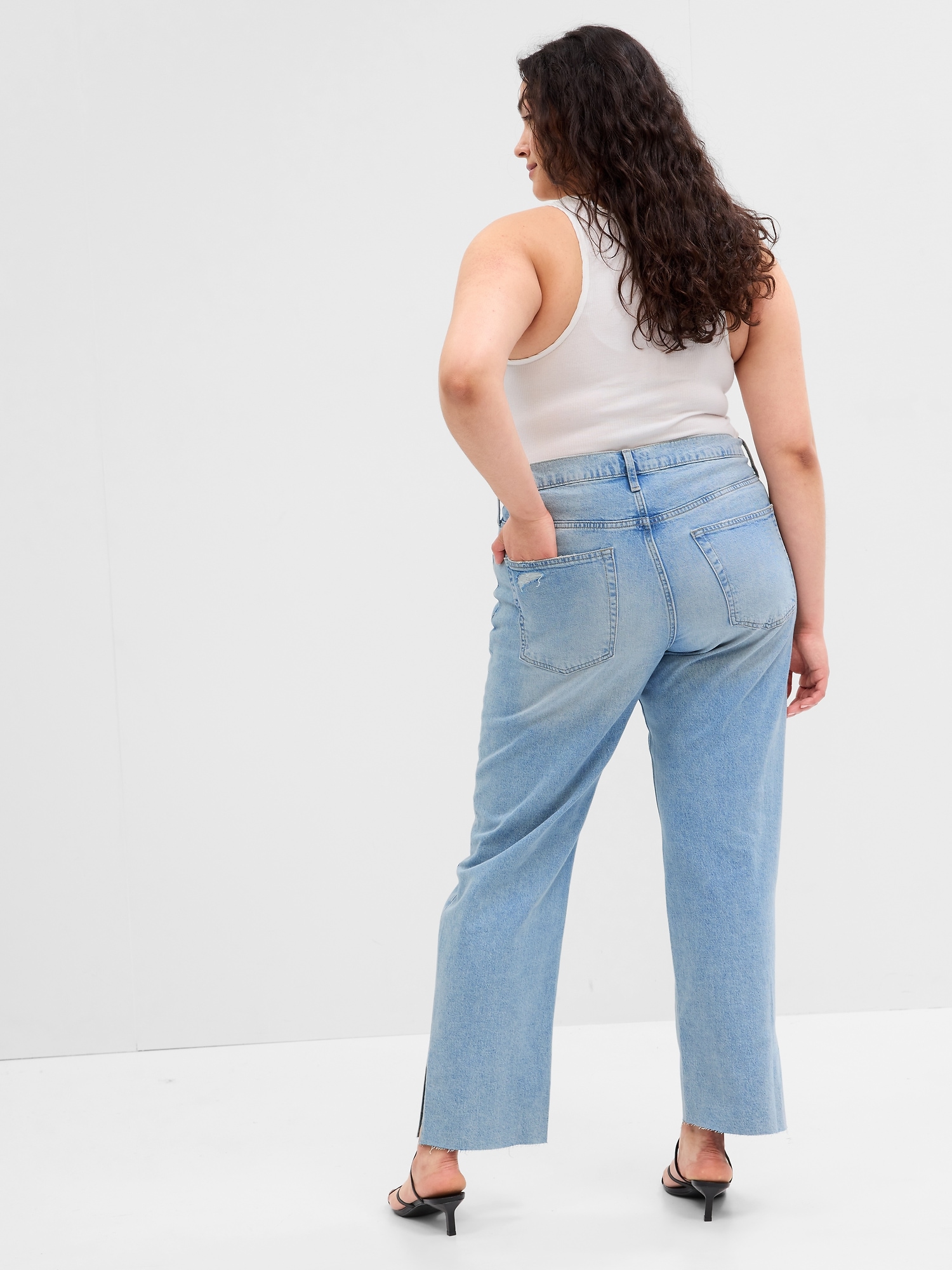 Mid Rise '90s Loose Jeans with Washwell | Gap Factory