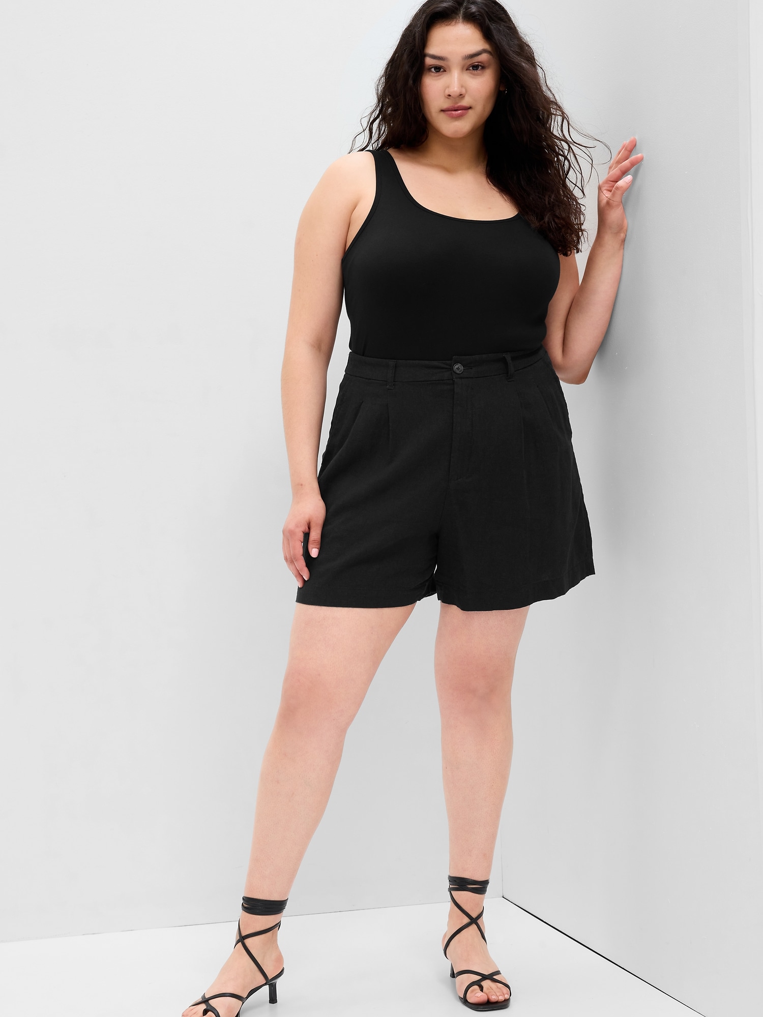 5" High Rise Pleated Linen Shorts Gap Factory