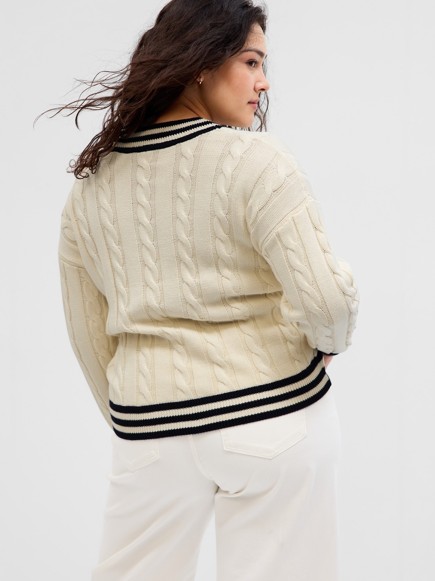 【2plan】Rich cable V-neck knitwear time__1726656008__202404-