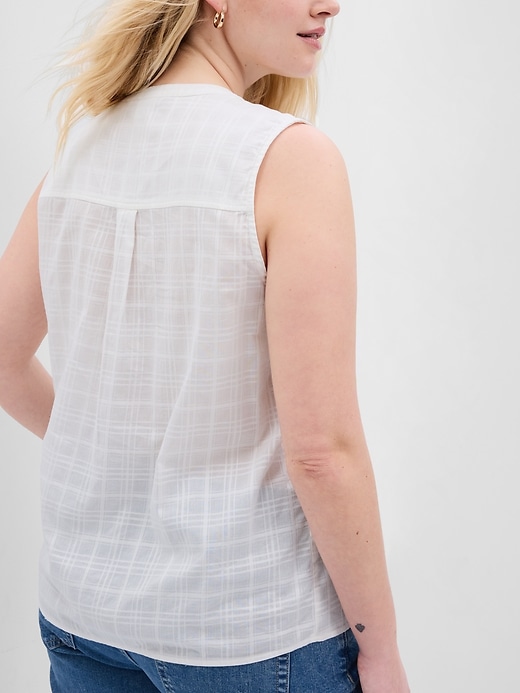 Image number 4 showing, Sleeveless Pintuck Top