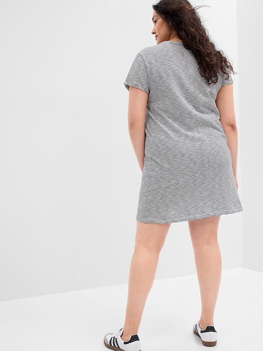 Image number 4 showing, Stripe Pocket T-Shirt Dress