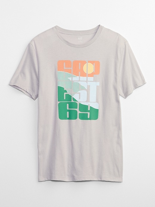 Image number 3 showing, Gap Graphic T-Shirt