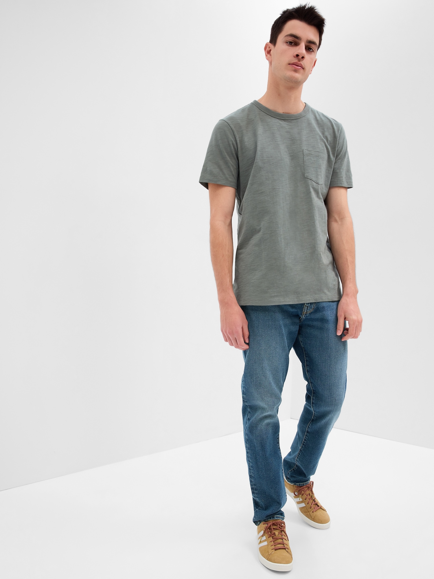 Straight Taper GapFlex Jeans with Washwell