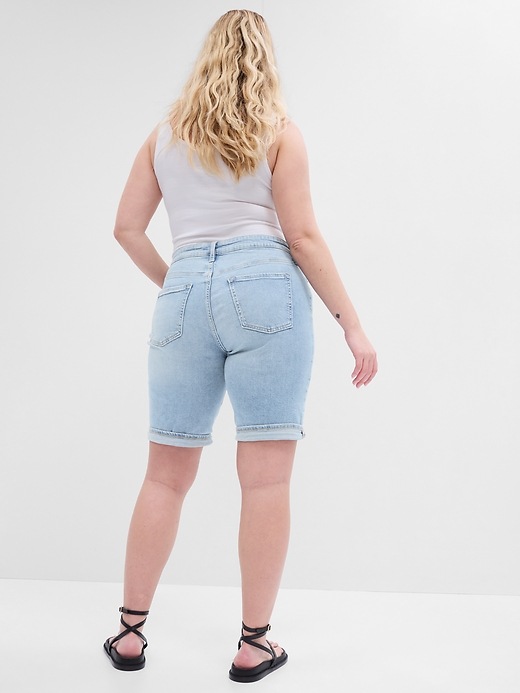 Image number 4 showing, 9" Mid Rise Denim Bermuda Shorts with Washwell