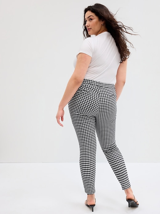 Image number 4 showing, Mid Rise Skinny Ankle Pants in Bi-Stretch