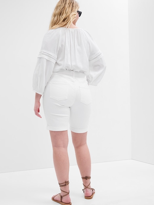 Image number 4 showing, 9" Mid Rise Denim Bermuda Shorts with Washwell