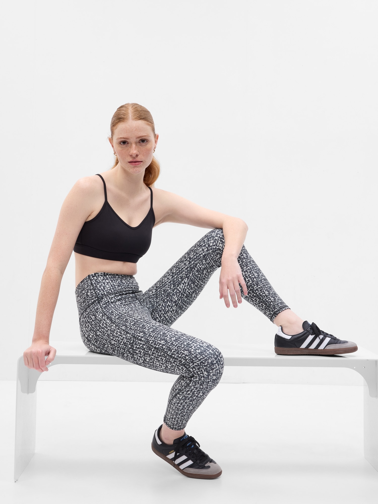 Gap Fit PowerMove High Rise Leggings