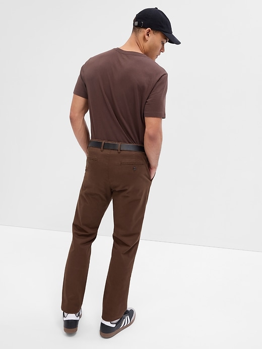 Image number 5 showing, GapFlex Essential Khakis in Slim Fit with Washwell