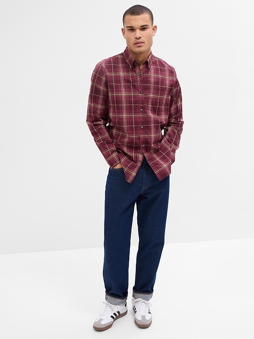 Image number 1 showing, Stretch Poplin Shirt in Standard Fit