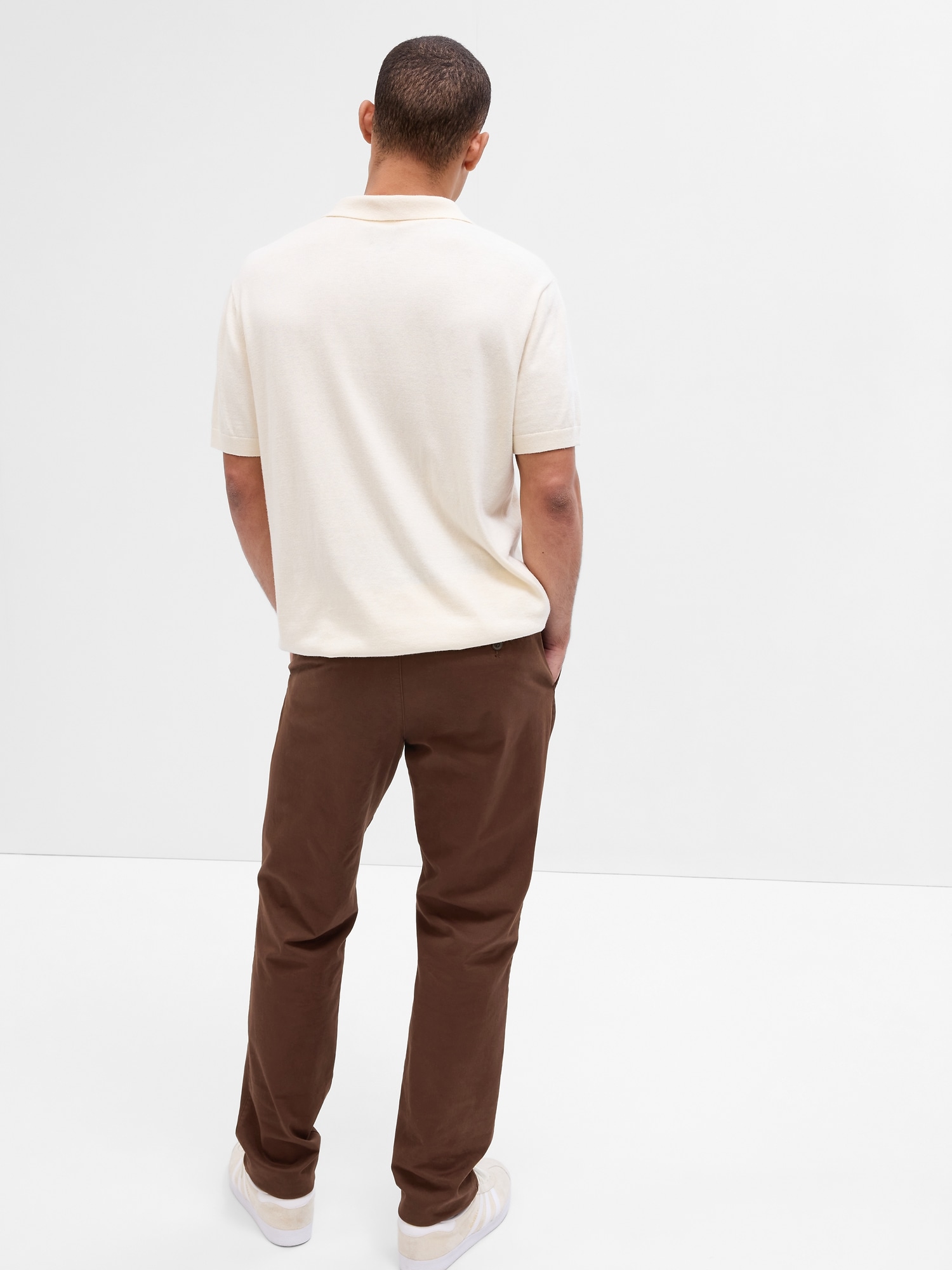 GapFlex Essential Khakis in Straight Taper with Washwell | Gap Factory