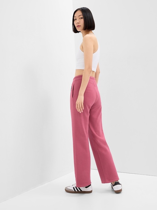 Image number 2 showing, Gap Logo Bootcut Sweatpants