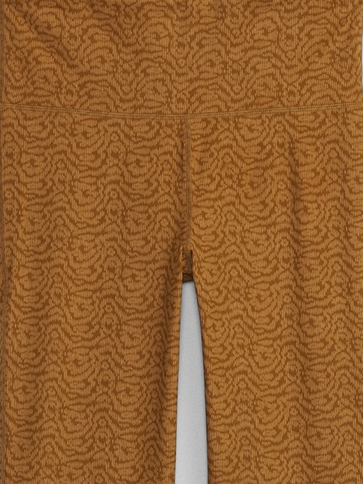 Image number 8 showing, GapFit Sky High Studio Flare Leggings