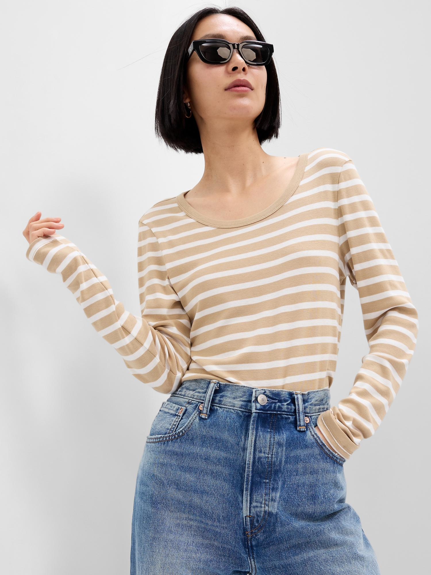 beige