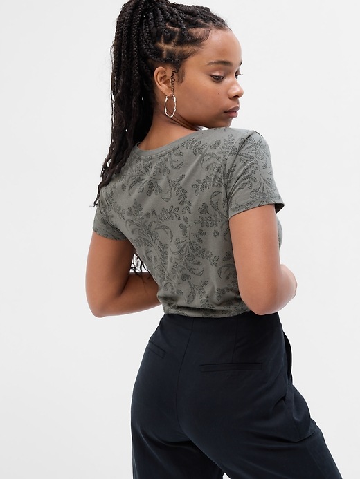 Image number 2 showing, Favorite V-Neck T-Shirt