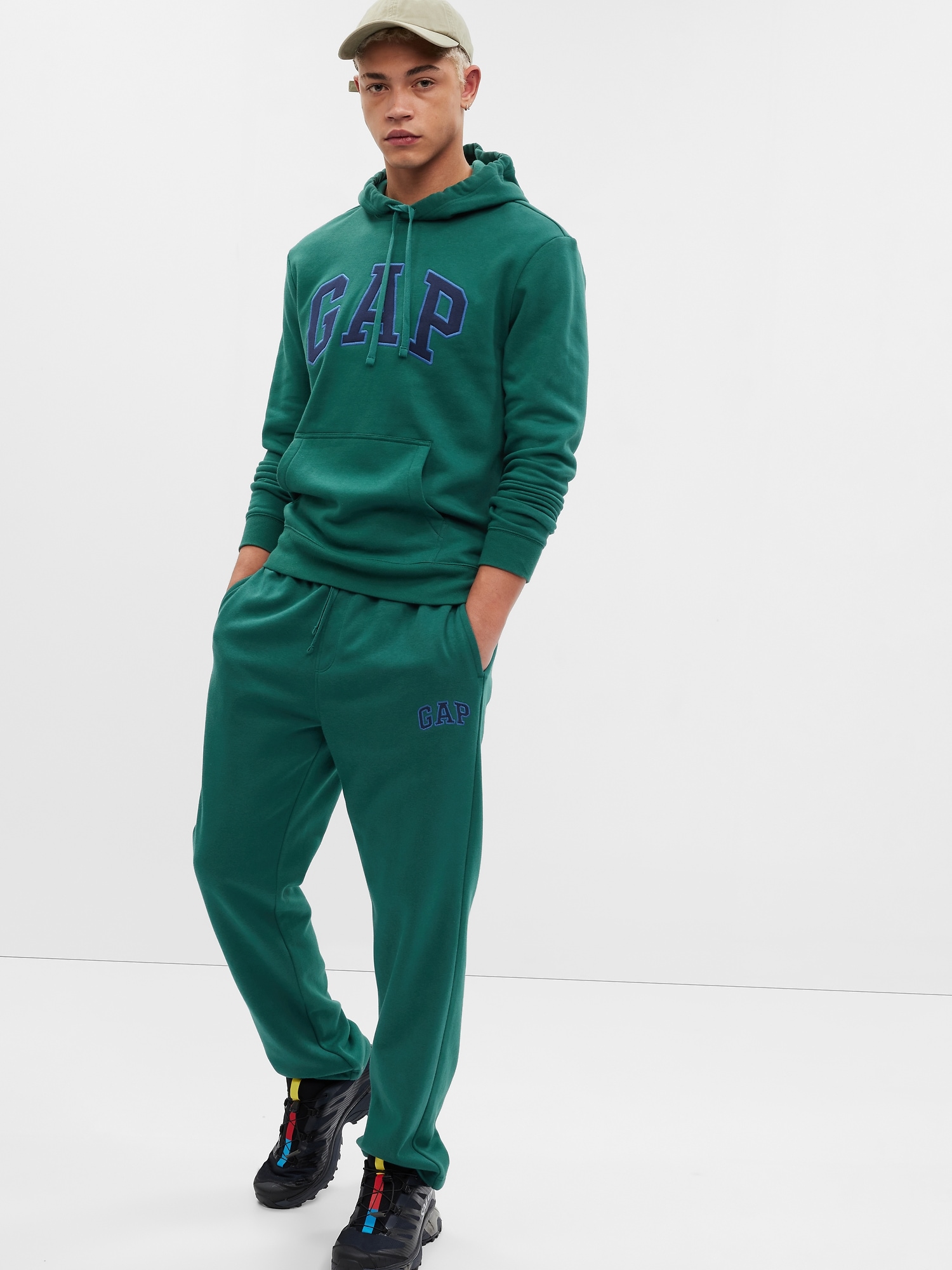 Gap Logo Straight Leg Sweatpants | Gap Factory