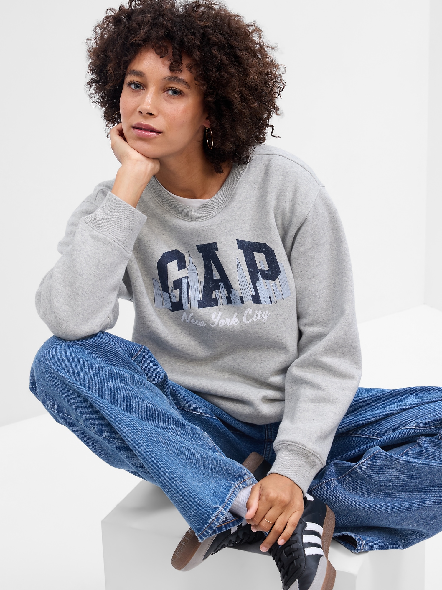 Relaxed Gap City Logo Sweatshirt