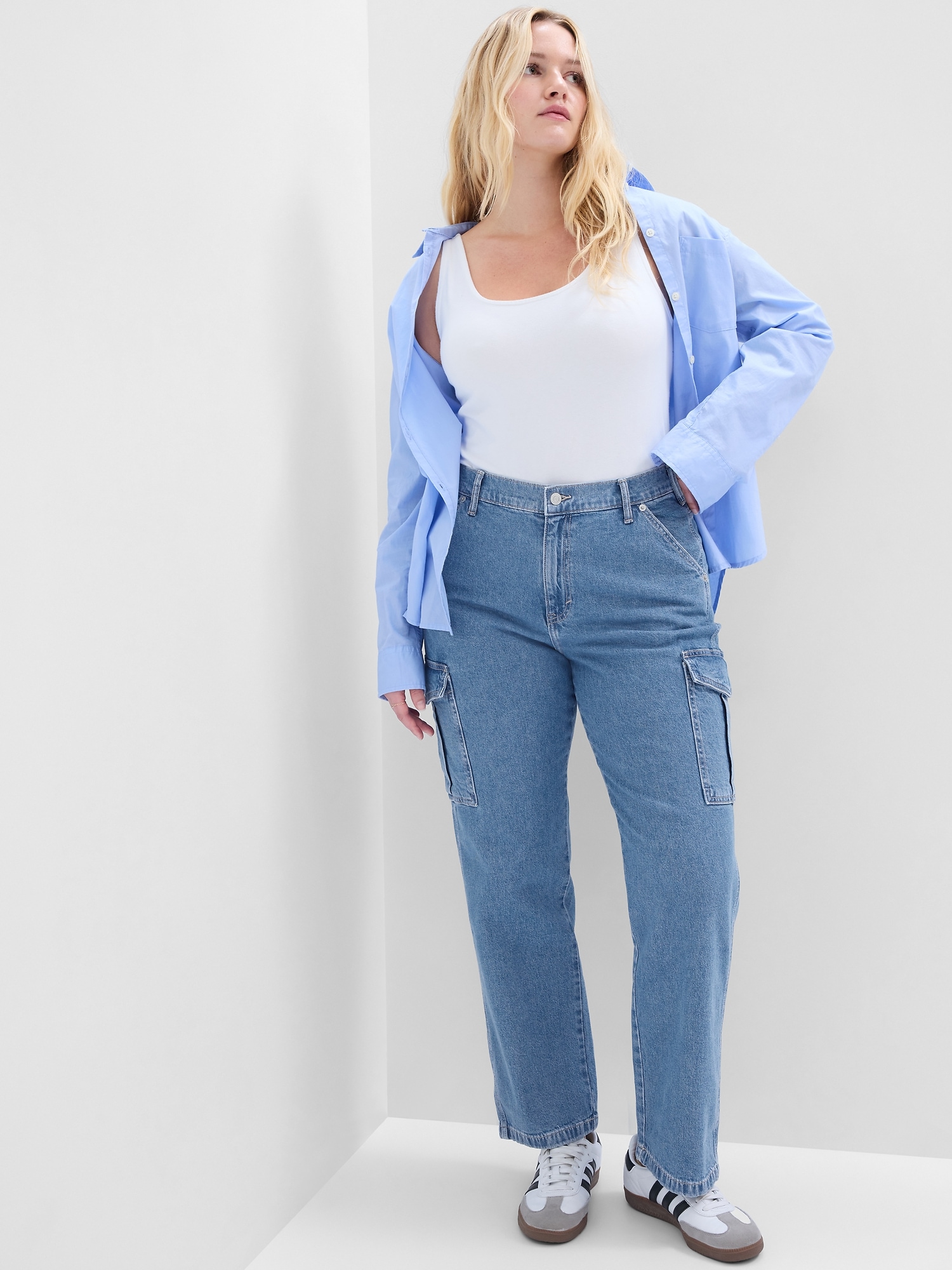 Mid Rise '90s Loose Cargo Jeans with Washwell | Gap Factory