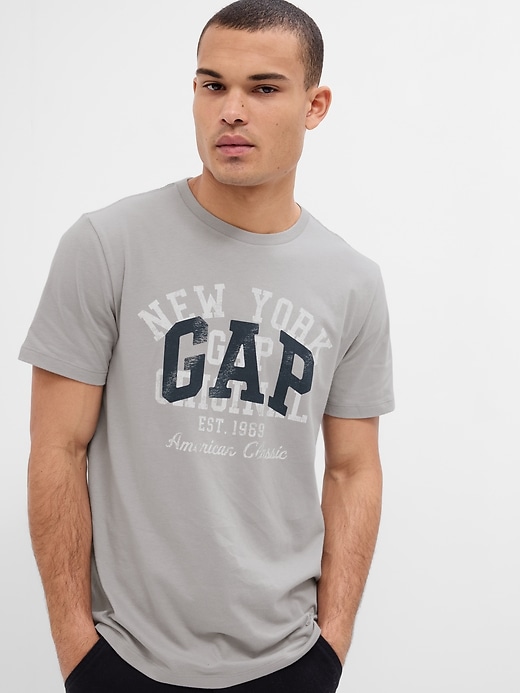 Image number 1 showing, Gap Graphic T-Shirt
