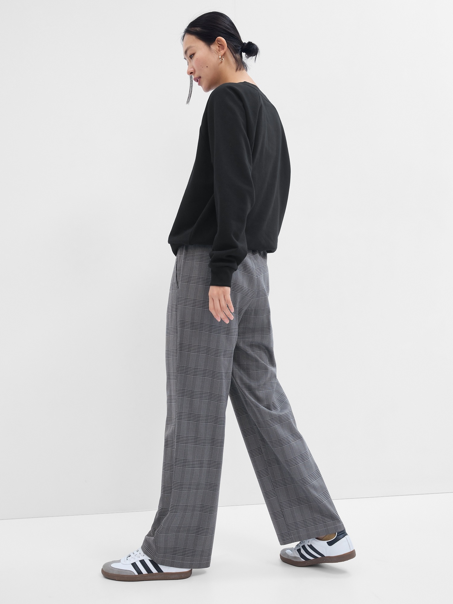 Mid Rise Easy Wide-Leg Twill Pants | Gap Factory