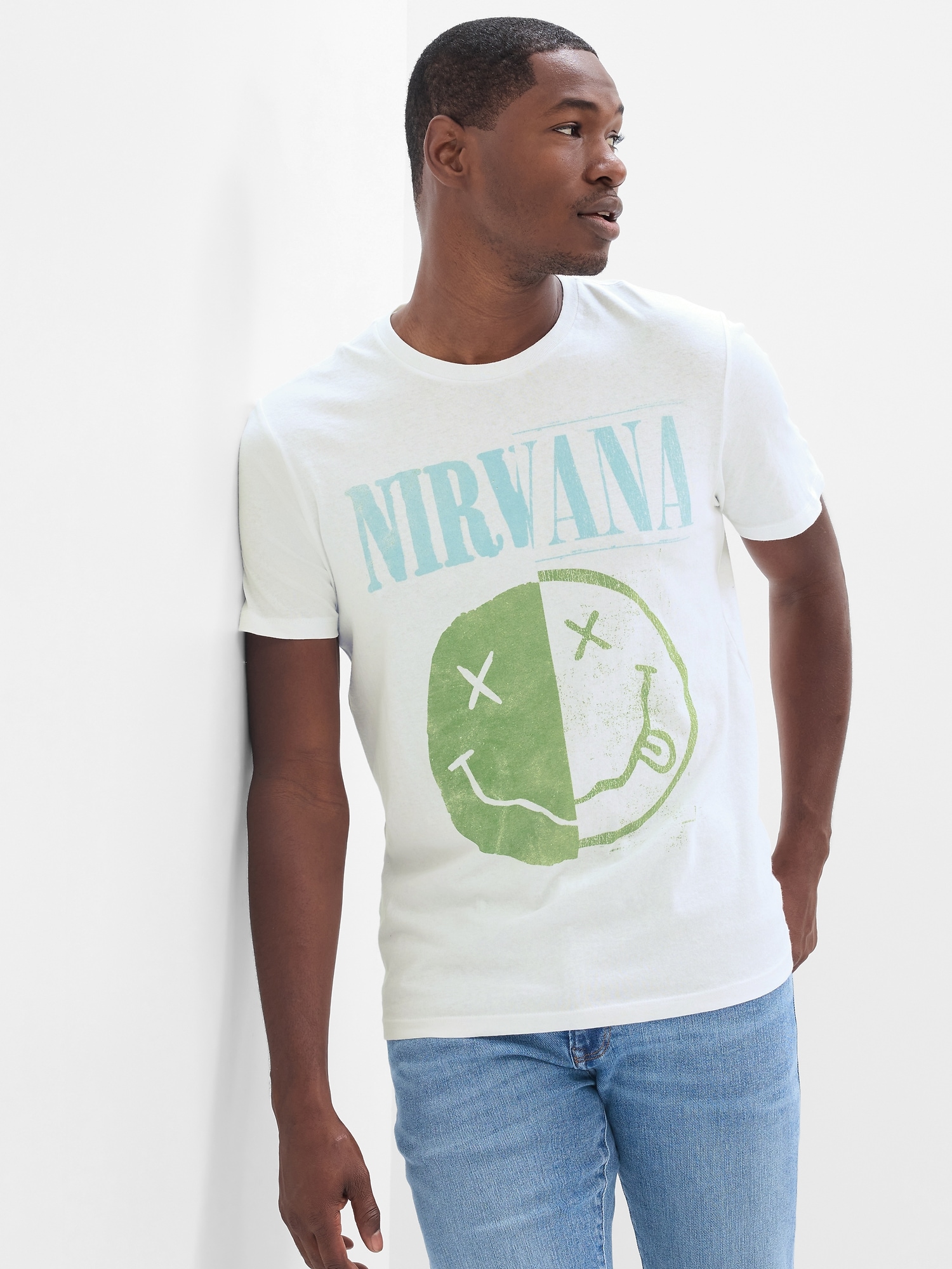 T-shirt white with green large logo