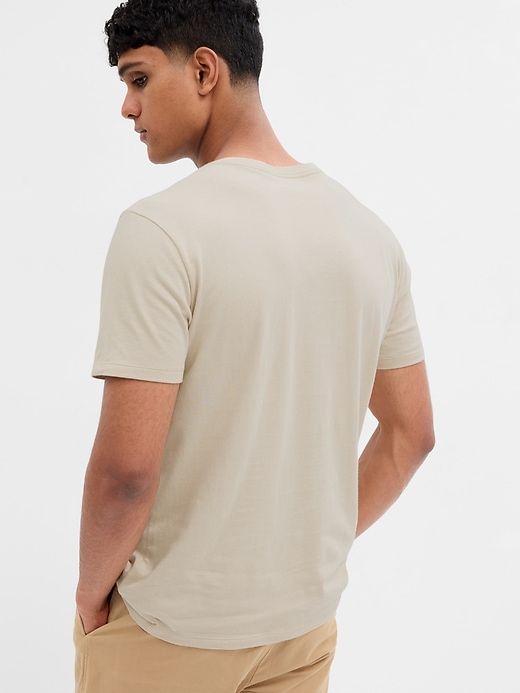 Image number 5 showing, Gap Logo T-Shirt